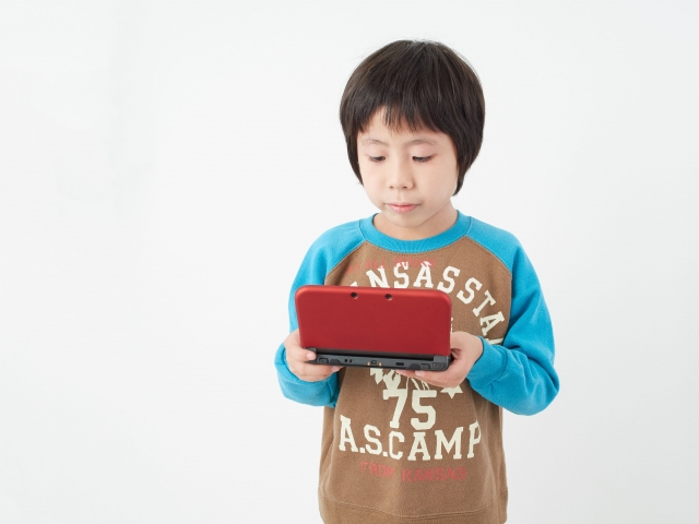 子供のゲーム機Wi-Fi利用は危険かどうか